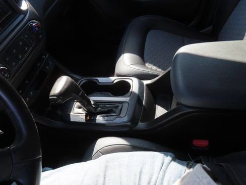 Used 2015 Chevrolet Colorado Z71 image 29