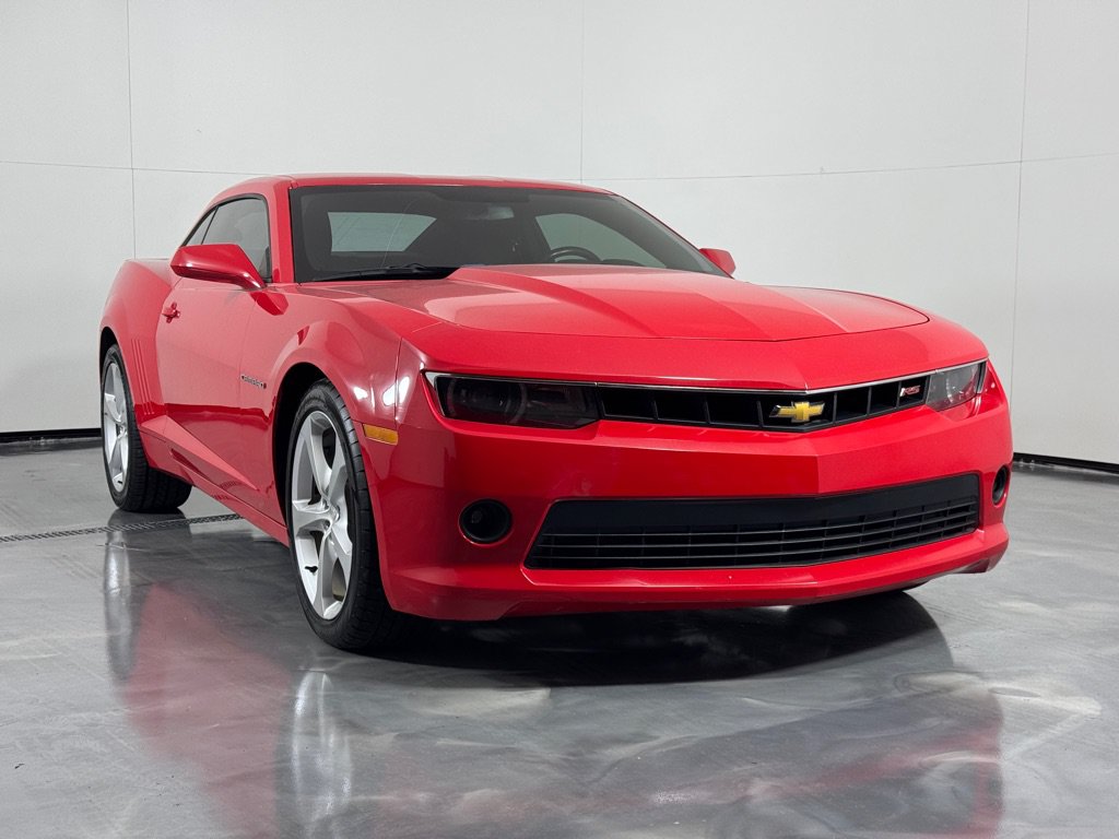 Used 2015 Chevrolet Camaro LT w/ RS Package RWD image 3