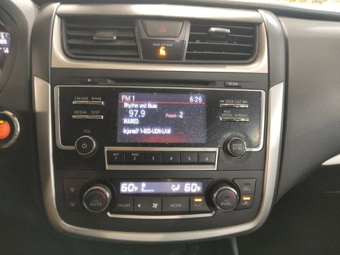 Used 2017 Nissan Altima 2.5 SV image 25