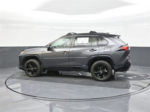 Used 2020 Toyota RAV4 XSE image 5