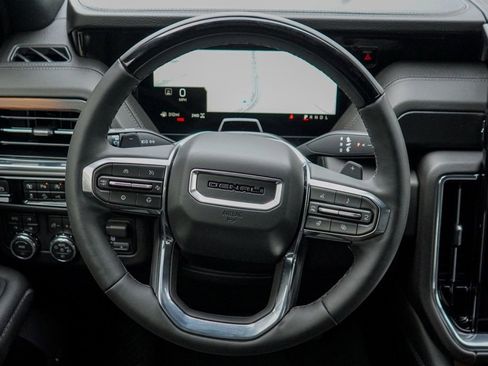 New 2026 GMC Yukon XL Denali w/ Denali Reserve Package image 24