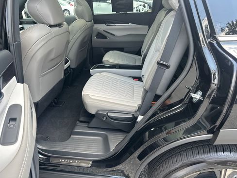 Used 2026 INFINITI QX60 Autograph w/ Dark Cargo Package AWD/4WD image 17