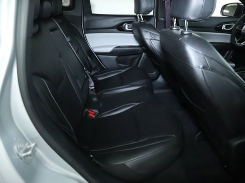Used 2025 Jeep Compass Limited AWD/4WD image 32