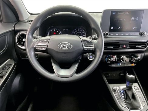 Used 2023 Hyundai Kona SEL AWD/4WD image 5