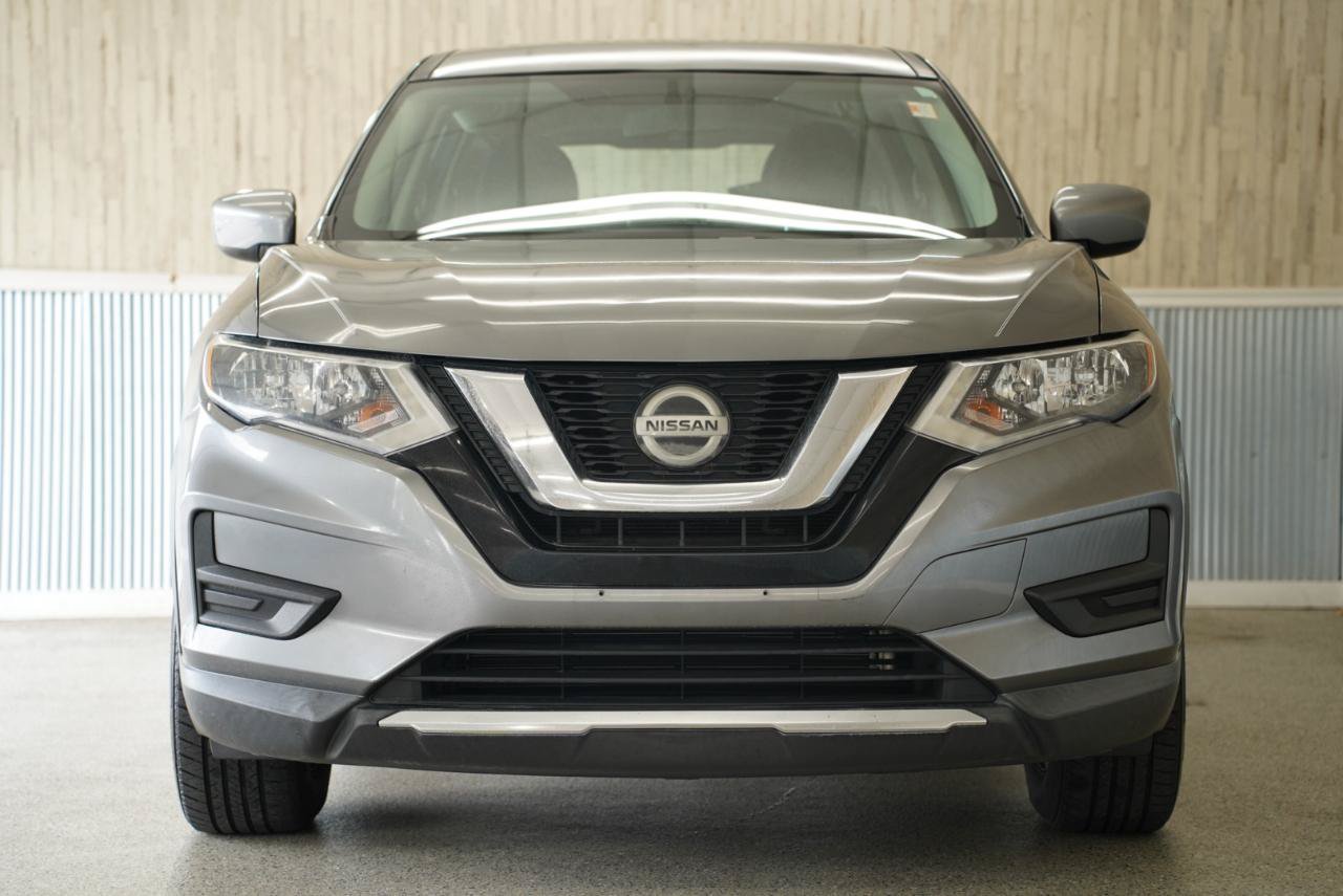 Used 2018 Nissan Rogue S AWD/4WD image 3