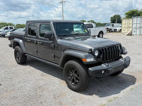 Used 2022 Jeep Gladiator Sport AWD/4WD image 2