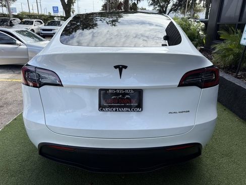 Used 2023 Tesla Model Y Long Range image 5