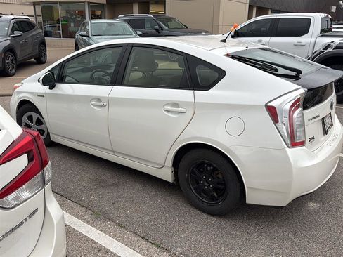 Used 2012 Toyota Prius Two FWD image 10