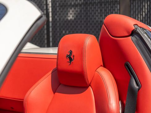 Used 2012 Ferrari 458 Spider RWD image 60