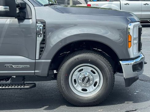 New 2025 Ford F350 XL w/ XL Driver Assist Package RWD image 40