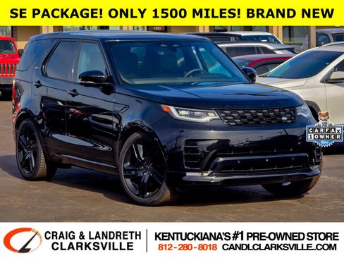 Used 2025 Land Rover Discovery Dynamic SE image 1