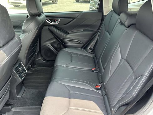 Used 2020 Subaru Forester Limited w/ Popular Package #3 AWD/4WD image 12