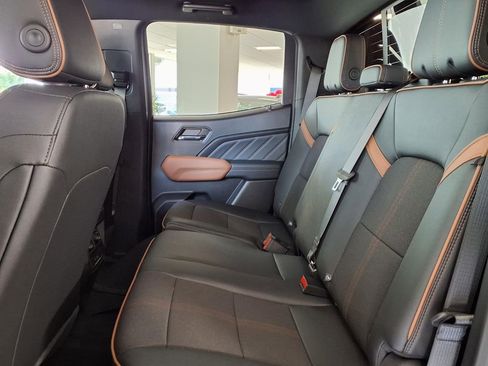 New 2025 GMC Canyon AT4 w/ Nightfall Edition AWD/4WD image 11