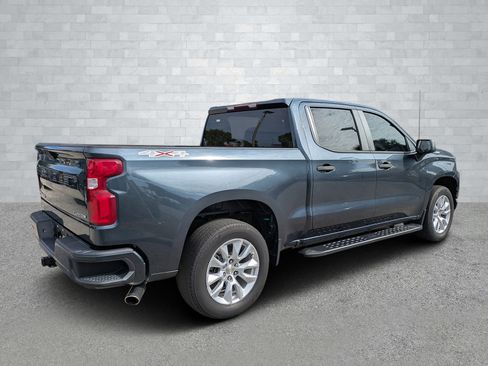 Used 2020 Chevrolet Silverado 1500 Custom w/ Custom Value Package image 5