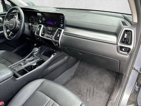 Used 2023 Kia Sorento S FWD image 24