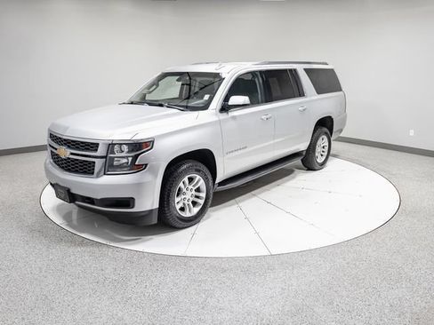 Used 2019 Chevrolet Suburban LS w/ Skid Plate Package AWD/4WD image 34