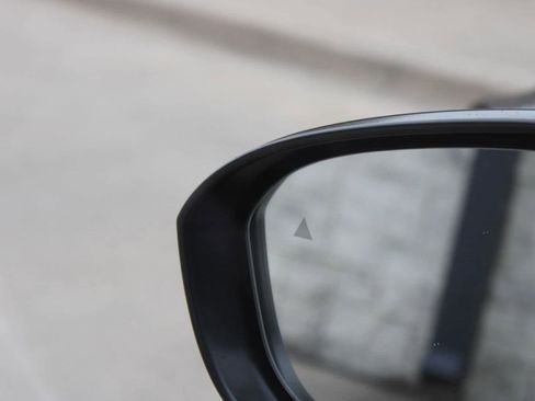 Used 2022 Nissan Rogue SV image 21