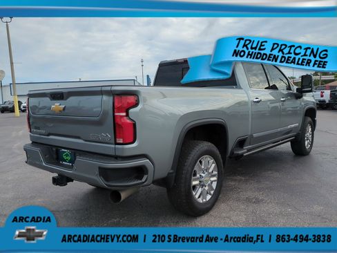 Certified 2024 Chevrolet Silverado 2500 High Country w/ Technology Package AWD/4WD image 4