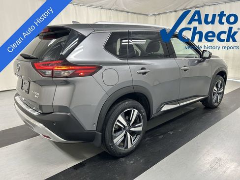 Used 2023 Nissan Rogue Platinum w/ Platinum Premium Package image 2