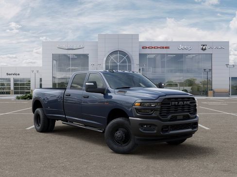 New 2026 RAM 3500 Tradesman AWD/4WD image 6