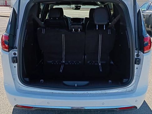 Used 2026 Chrysler Pacifica Select FWD image 7