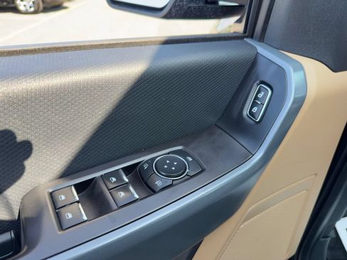 Used 2023 Ford F150 XLT AWD/4WD image 12