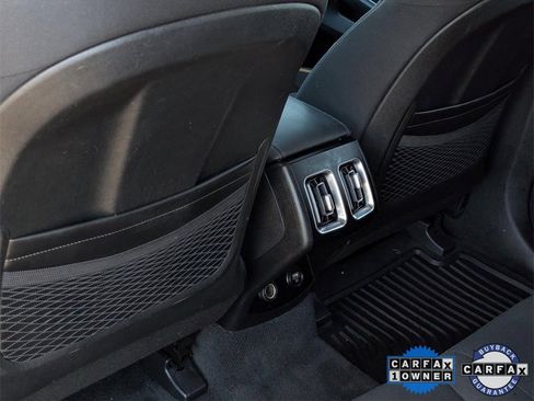 Used 2022 Kia Sorento LX image 21