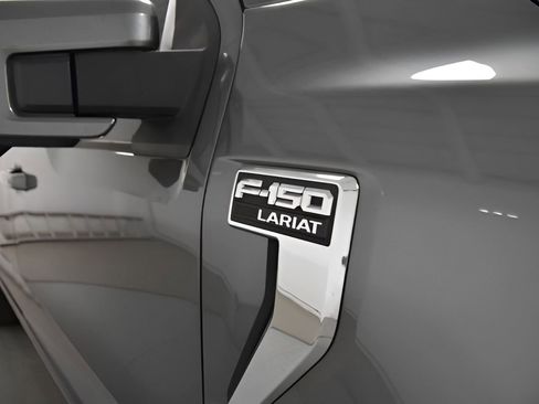 Used 2022 Ford F150 Lariat w/ Equipment Group 501A Mid image 28