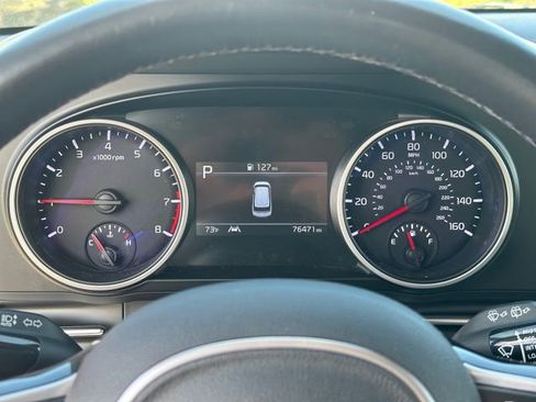 Used 2022 Kia Carnival LX image 15