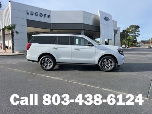 New 2026 Ford Expedition Active RWD image 2