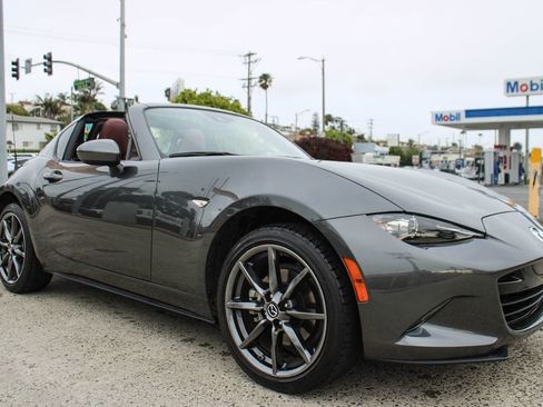 Used 2019 MAZDA MX-5 Miata RF Grand Touring image 8