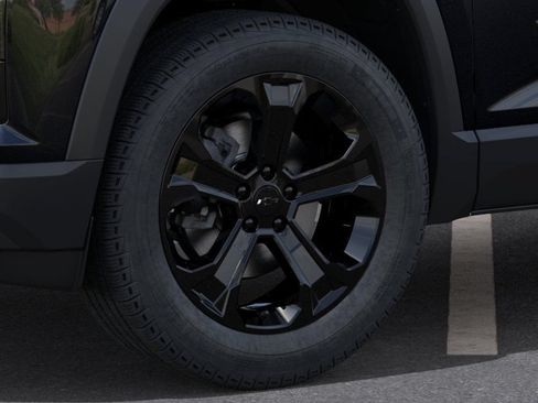 New 2026 Chevrolet Equinox LT w/ Convenience Package II FWD image 9