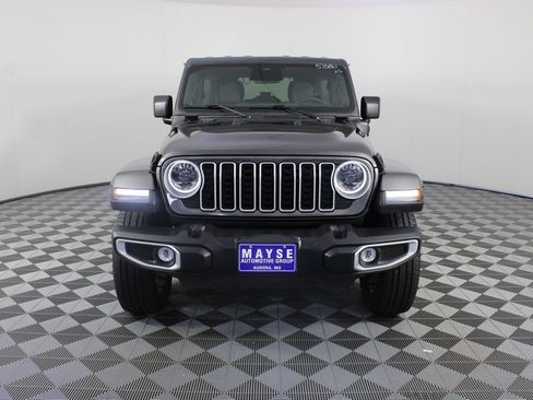 Used 2025 Jeep Wrangler Unlimited Sahara w/ Safety Group AWD/4WD image 25
