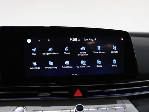 Used 2024 Hyundai Elantra Limited FWD image 23
