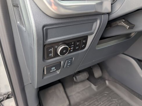 New 2025 Ford F150 Lariat w/ Equipment Group 501A Mid image 23