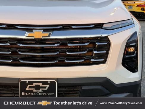 Used 2025 Chevrolet Equinox LT FWD image 9