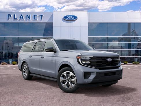 New 2027 Ford Expedition Max Active RWD image 5