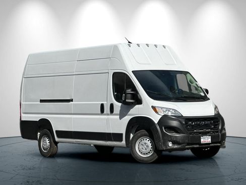 New 2026 RAM ProMaster 3500 w/ Advanced Safety Group FWD image 2