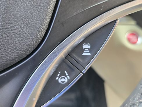 Used 2020 Acura MDX FWD image 25