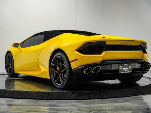 Used 2018 Lamborghini Huracan LP 580-2 image 17