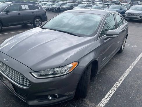 Used 2014 Ford Fusion SE w/ Equipment Group 502A FWD image 30