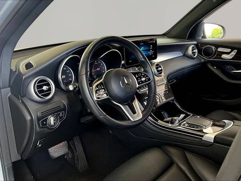 Used 2022 Mercedes-Benz GLC 300 image 16