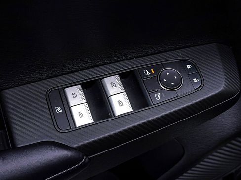 Used 2023 Mitsubishi Outlander ES FWD image 16