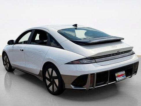 Used 2024 Hyundai Ioniq 6 SE AWD/4WD image 5