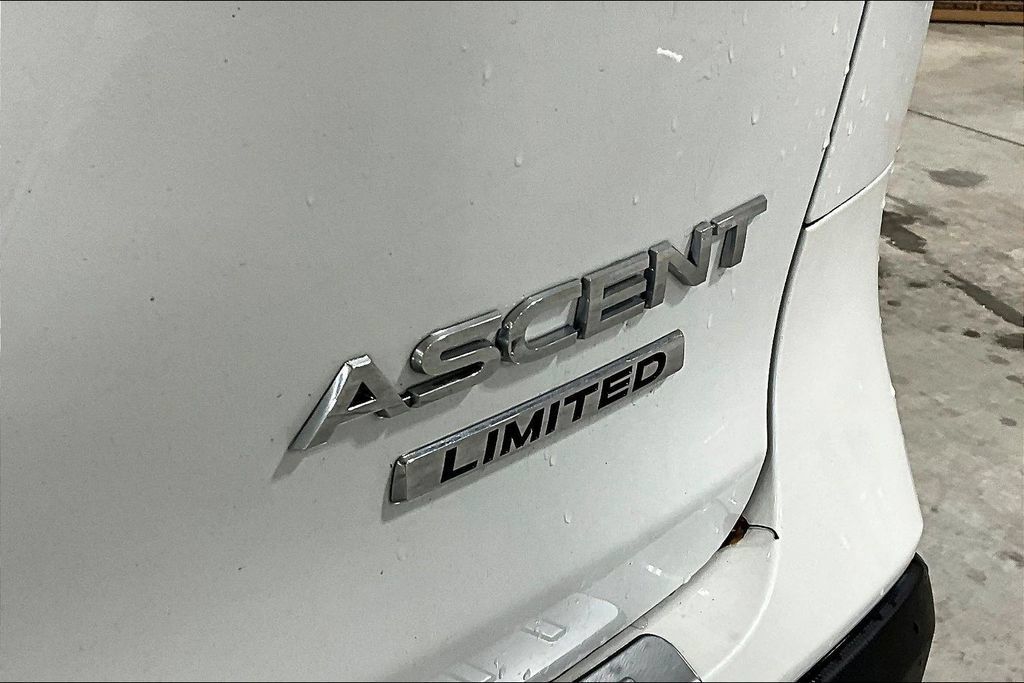 Used 2024 Subaru Ascent Limited AWD/4WD image 24