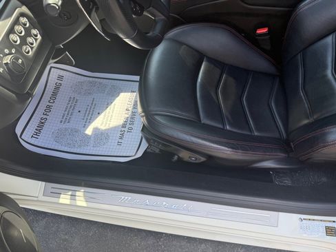 Used 2018 Maserati GranTurismo Sport RWD image 44