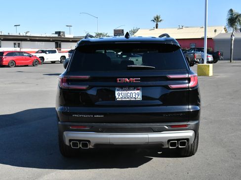Used 2025 GMC Acadia Elevation image 7