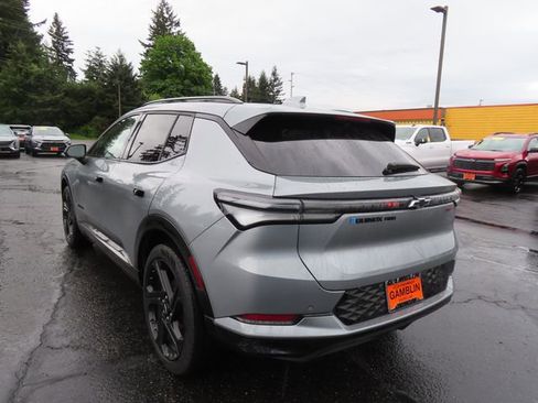 Used 2025 Chevrolet Equinox EV RS w/ Convenience Package II AWD/4WD image 5