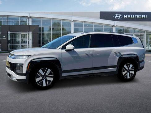 New 2026 Hyundai Ioniq 9 SEL w/ Tow & Go Package image 2