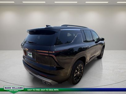 New 2026 Chevrolet Traverse LT w/ Sun and Wheel Package